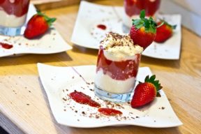 Mascarponecreme mit Erdbeeren