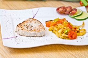 Thunfischsteaks mit Fenchel/Lauch Gemüse