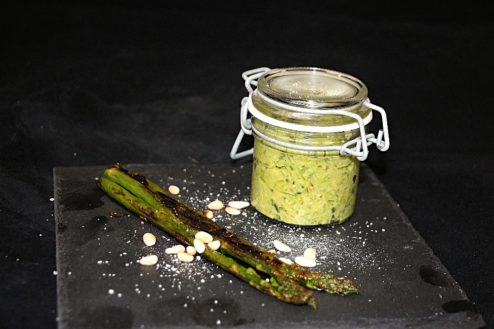 Spargel Pesto